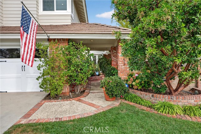 Detail Gallery Image 5 of 75 For 21352 Silvertree Lane, Rancho Santa Margarita,  CA 92679 - 4 Beds | 2/1 Baths
