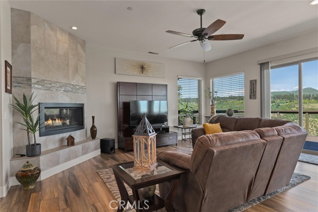Detail Gallery Image 11 of 73 For 5210 Country Club Dr, Paradise,  CA 95969 - 3 Beds | 2 Baths