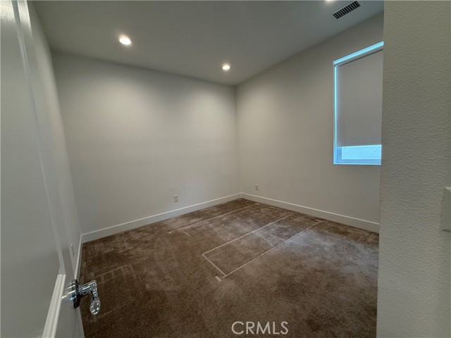 19256 Merryweather Drive, Canyon Country CA: https://media.crmls.org/medias/f7f3b34f-2fda-496b-b21c-c638ce24a4e5.jpg