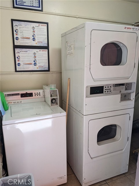 Detail Gallery Image 10 of 13 For 1708 Pine Ave #4,  Long Beach,  CA 90813 - 1 Beds | 1 Baths