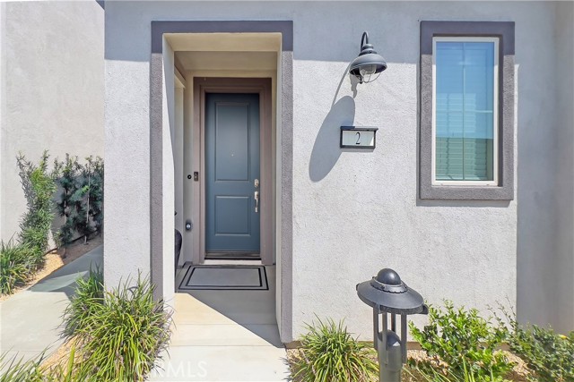 Detail Gallery Image 1 of 69 For 16657 Snowdrop Ln #2,  Fontana,  CA 92336 - 4 Beds | 3 Baths