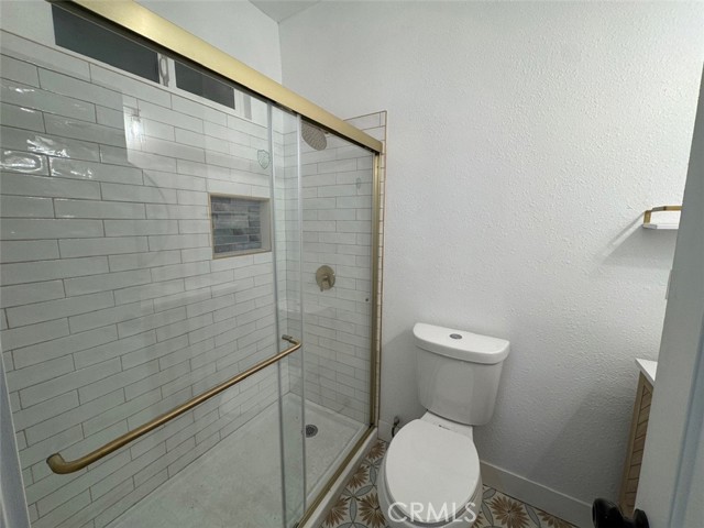 Detail Gallery Image 14 of 35 For 1805 Martin Luther King Bld, Riverside,  CA 92507 - 5 Beds | 2/1 Baths