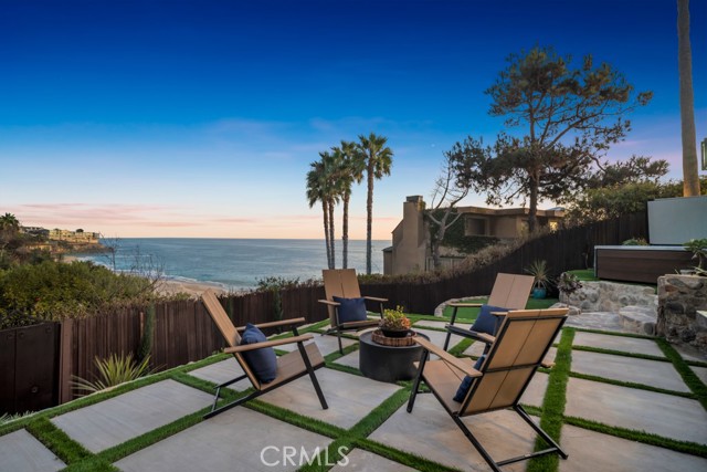 10 Camel Point, Laguna Beach CA: https://media.crmls.org/medias/f7f5035c-d023-43dd-a9c6-bf350a3a3600.jpg