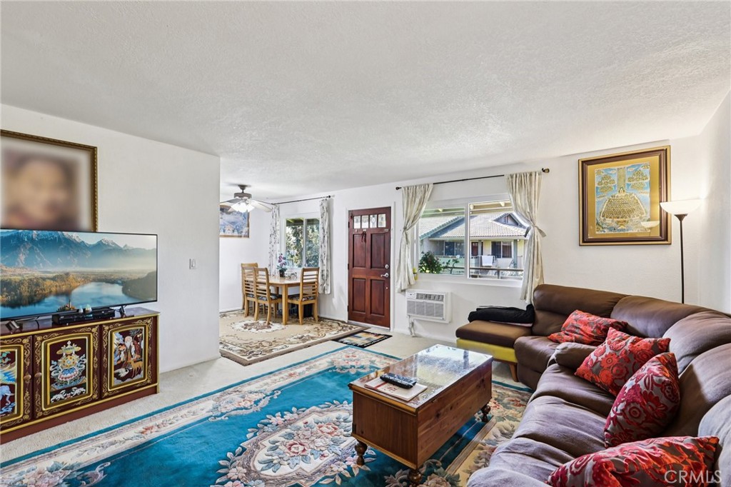 2094 Grand Ave - photo 4