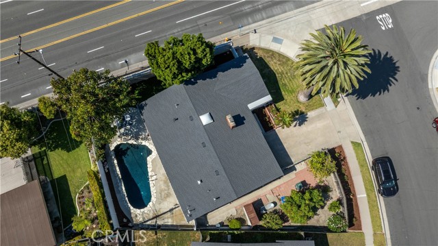 7901 Rhine Drive, Huntington Beach CA: https://media.crmls.org/medias/f7f5a215-1ca7-4e1e-a53f-fbdbe875d7ac.jpg