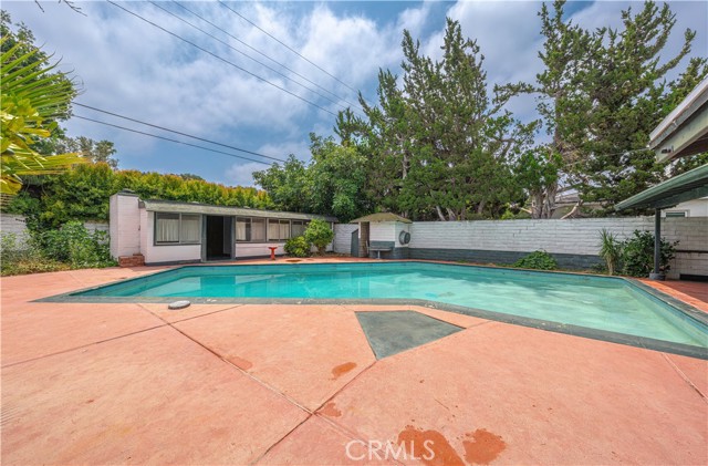 Detail Gallery Image 38 of 47 For 2219 N Flower St, Santa Ana,  CA 92706 - 3 Beds | 1/1 Baths