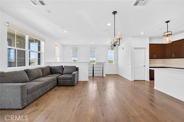 Detail Gallery Image 8 of 59 For 15953 Pilot, Chino,  CA 91708 - 3 Beds | 2 Baths