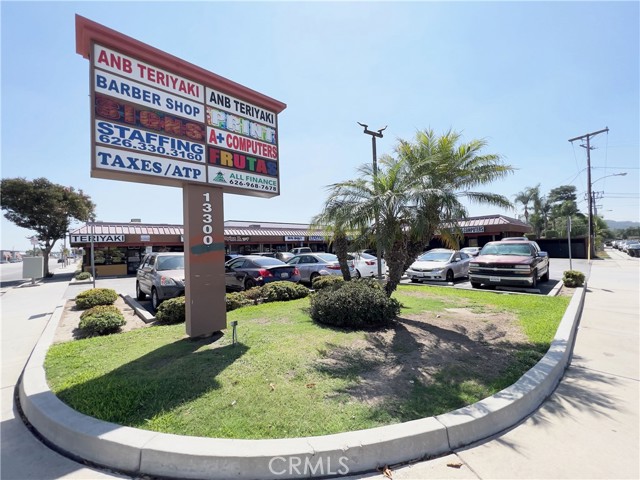 13300 Valley Boulevard, La Puente, California 91746, ,Commercial Lease,For Rent,13300 Valley Boulevard,CRIV24208743