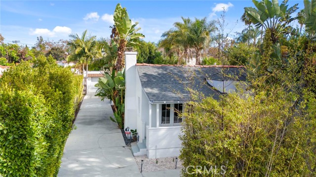 Detail Gallery Image 1 of 57 For 752 N Sycamore Ave, Los Angeles,  CA 90038 - 3 Beds | 2 Baths