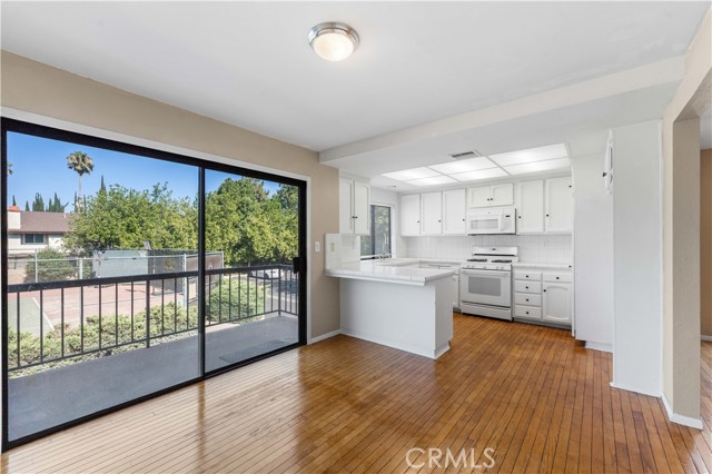 Detail Gallery Image 27 of 59 For 22525 Sherman Way #1201,  West Hills,  CA 91307 - 3 Beds | 2/1 Baths
