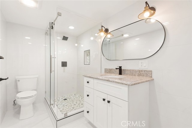 2704 184th Street, Redondo Beach CA: https://media.crmls.org/medias/f7f7e8be-7f7f-43a3-8592-172414701492.jpg