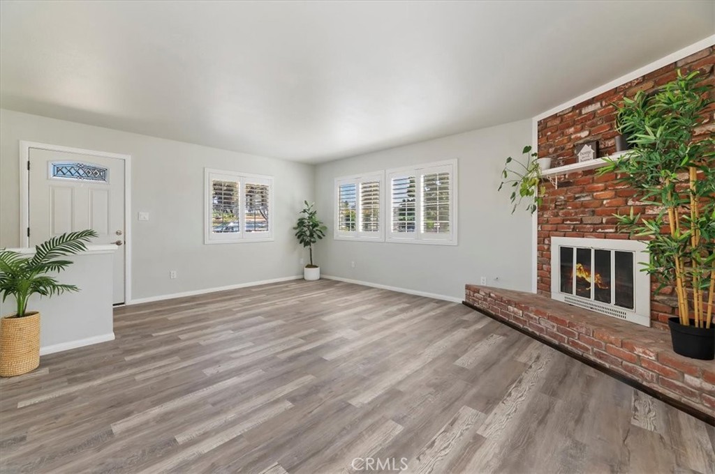 MLS #IV25198299 image #8