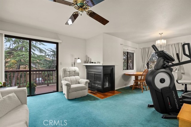 2924 Pennyroyal Dr, Chico CA: https://media.crmls.org/medias/f7f82a6b-4e54-4c53-86e1-054db27d7a41.jpg