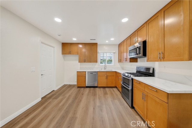 Detail Gallery Image 8 of 43 For 4201 Franklin, Fullerton,  CA 92833 - 4 Beds | 2 Baths