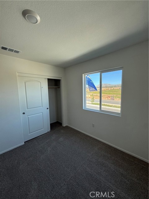 Detail Gallery Image 8 of 13 For 14001 Carina, Moreno Valley,  CA 92555 - 4 Beds | 2/1 Baths