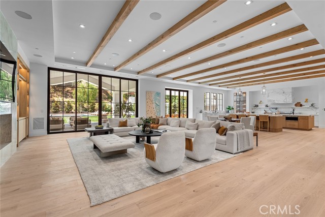 Detail Gallery Image 8 of 57 For 24044 Long Valley Rd, Hidden Hills,  CA 91302 - 7 Beds | 7/2 Baths