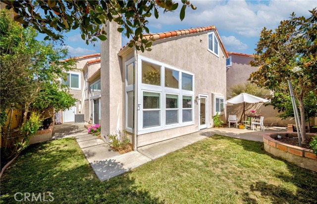 19 Las Cruces, Irvine CA: https://media.crmls.org/medias/f7f9289e-8daa-40ef-9d3f-6e44b1c4ddc0.jpg