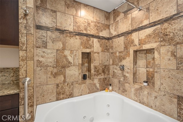 2301 Via Puerta, Laguna Woods CA: https://media.crmls.org/medias/f7fa6de2-e4ff-45b7-a442-a8a15b27719e.jpg