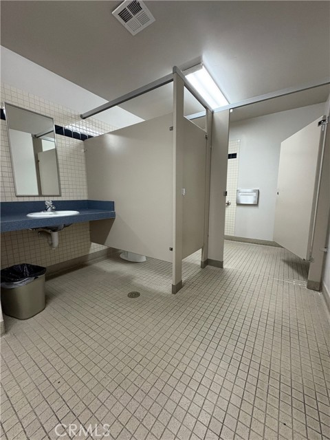  Commercial for Sale in Tehachapi, California
