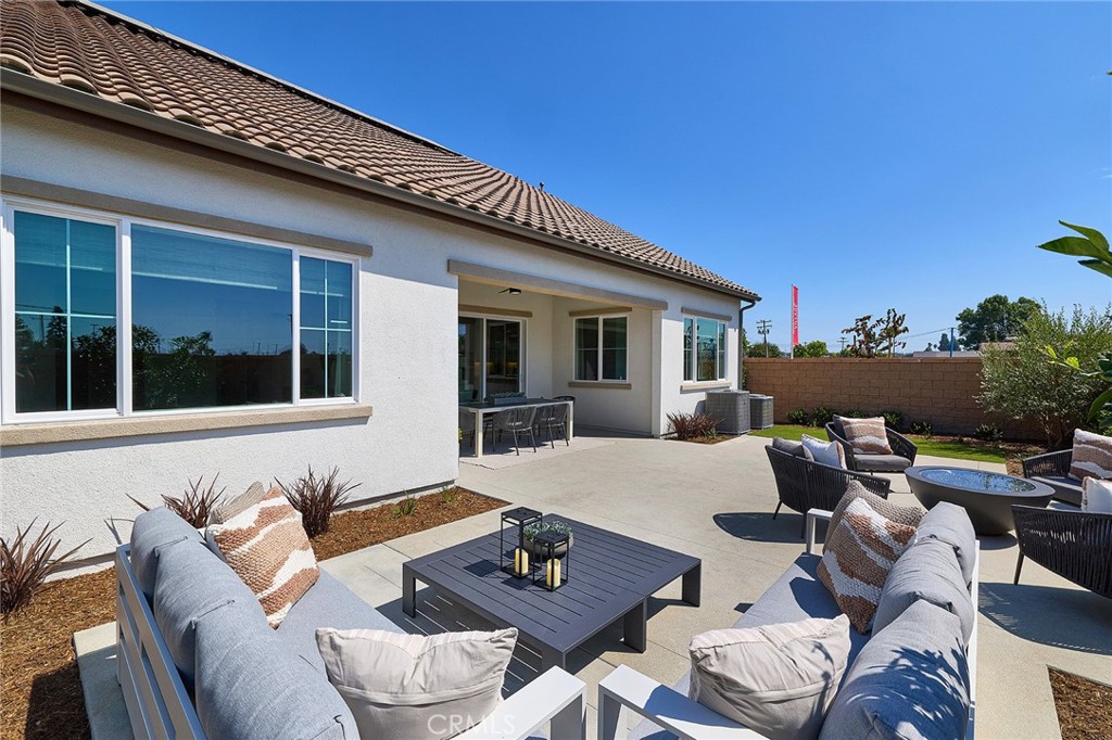 MLS #OC26128890 image #5