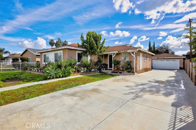 Detail Gallery Image 7 of 12 For 1626 W Mcfadden, Santa Ana,  CA 92704 - 4 Beds | 2 Baths