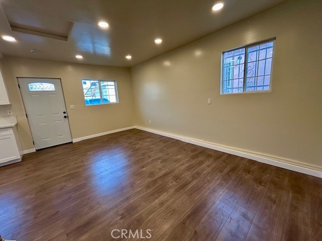1052 W 109th Place, Los Angeles CA: https://media.crmls.org/medias/f7fc6220-22c8-4530-a293-e5ea7ea72aa8.jpg