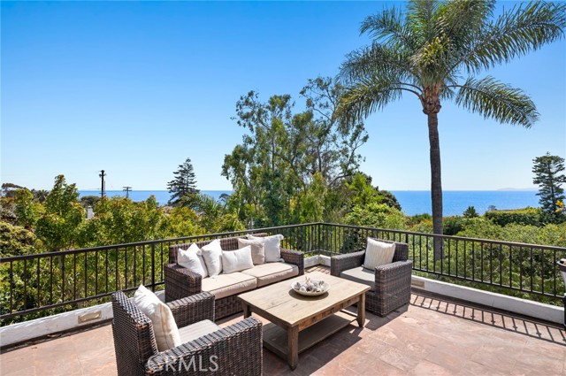31402 Ocean view, Laguna Beach CA: https://media.crmls.org/medias/f7fce2b0-637d-4840-85e3-598f27109380.jpg