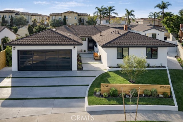 Detail Gallery Image 3 of 67 For 17541 Santa Cristobal, Fountain Valley,  CA 92708 - 4 Beds | 2/1 Baths