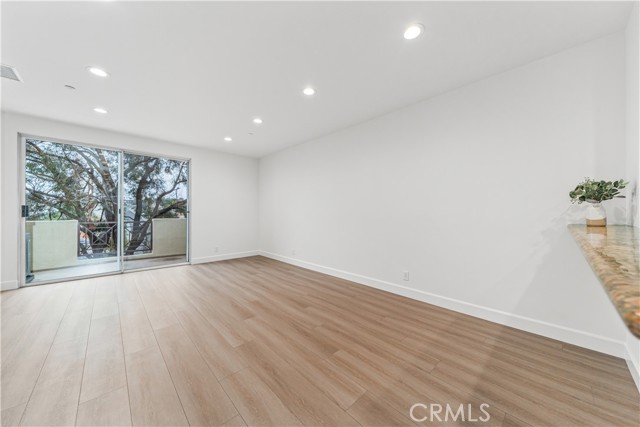 Detail Gallery Image 8 of 44 For 28456 Sassetta Way, Lake Forest,  CA 92679 - 2 Beds | 1 Baths