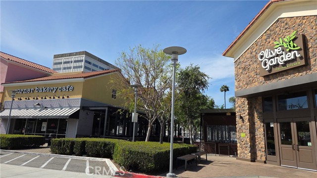 Detail Gallery Image 15 of 18 For 171 E City Place Dr, Santa Ana,  CA 92705 - 1 Beds | 2/1 Baths