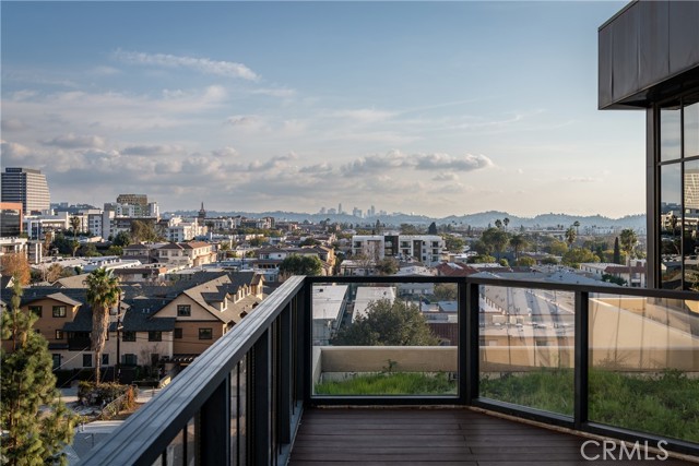 Detail Gallery Image 50 of 66 For 345 Pioneer Dr #1201,  Glendale,  CA 91203 - 2 Beds | 2 Baths