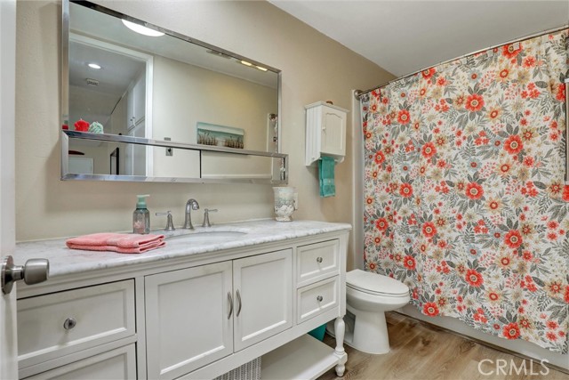 2123 Ronda Granada, Laguna Woods CA: https://media.crmls.org/medias/f8008bed-5577-42b7-b2e8-4f026cd82634.jpg