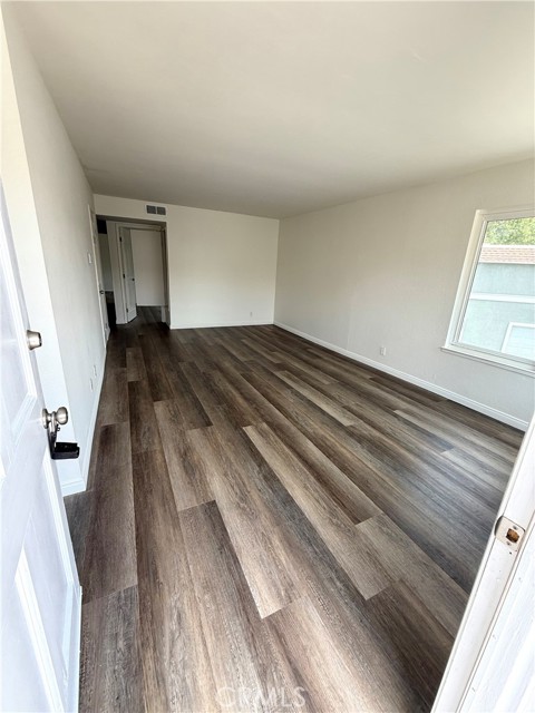 23017 Via Pimiento, Mission Viejo CA: https://media.crmls.org/medias/f80145a9-c03d-4b76-ba11-0bde4c4d5ebc.jpg