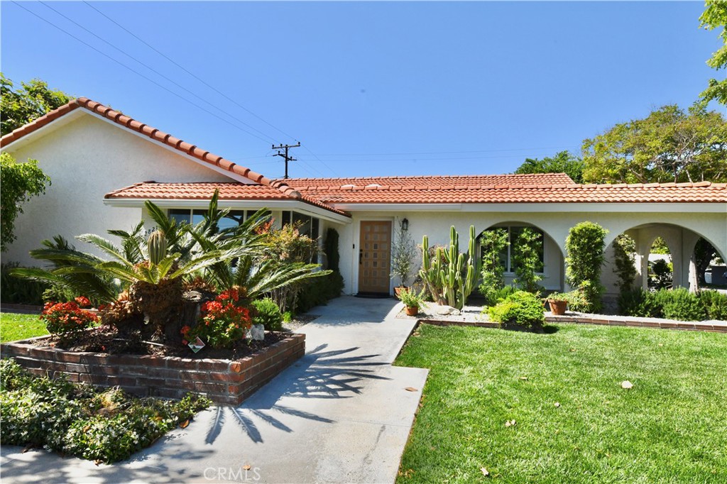 2821 Tucker Lane