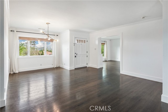 2124 Via Rivera, Palos Verdes Estates CA: https://media.crmls.org/medias/f801d564-e43c-46e7-8105-3f969871197d.jpg