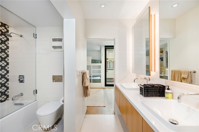 2821 Alma Avenue, Manhattan Beach CA: https://media.crmls.org/medias/f8025203-e669-4d5c-a39e-bbb5778debc6.jpg
