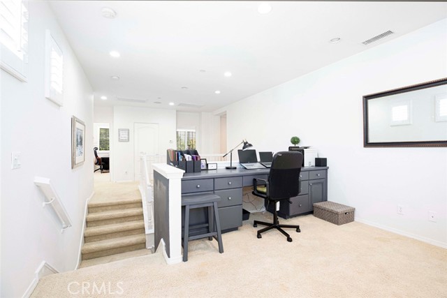 10266 Horsehaven Street, Sun Valley CA: https://media.crmls.org/medias/f8026345-cfd5-40f0-838a-aaaeb2bf9f93.jpg