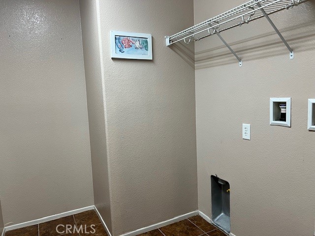 https://media.crmls.org/medias/f80277c2-de53-4721-bc54-6432667d72dd.jpg?preset=X-Large