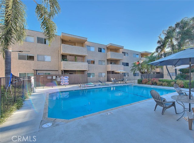 2386 E Del Mar Boulevard, Pasadena CA: https://media.crmls.org/medias/f804f2c7-b71d-42ff-b74b-eab4612fcaf6.jpg