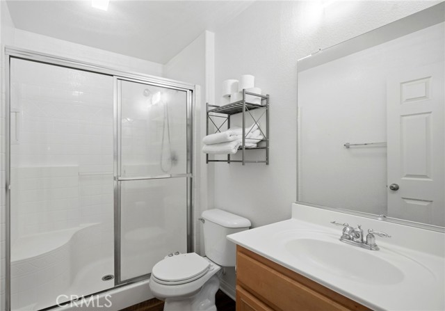 Detail Gallery Image 16 of 24 For 45027 Carla Ct, Lake Elsinore,  CA 92532 - 4 Beds | 3 Baths