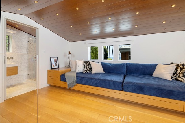 2538 Monaco Drive, Laguna Beach CA: https://media.crmls.org/medias/f80551c7-17ea-4af8-aea0-6306f48edcd2.jpg