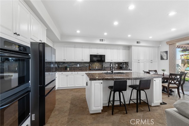 29583 Serenity Ln, Murrieta CA: https://media.crmls.org/medias/f805a9ca-25bc-4e53-8654-84c407283f83.jpg