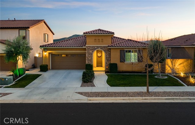 Detail Gallery Image 4 of 74 For 29819 Saddle Ranch Pl, Menifee,  CA 92584 - 4 Beds | 2/1 Baths