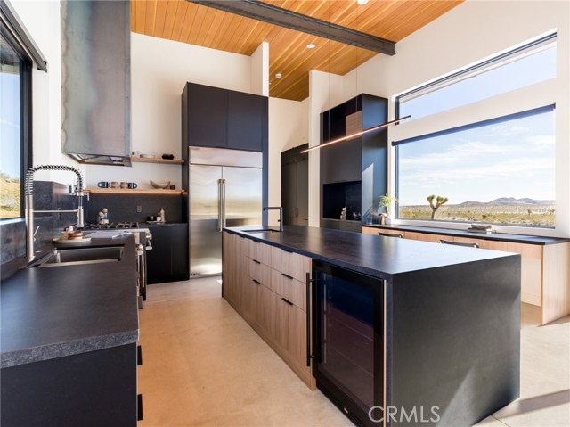 Detail Gallery Image 13 of 66 For 621 N Sage Ave, Yucca Valley,  CA 92284 - 3 Beds | 3 Baths