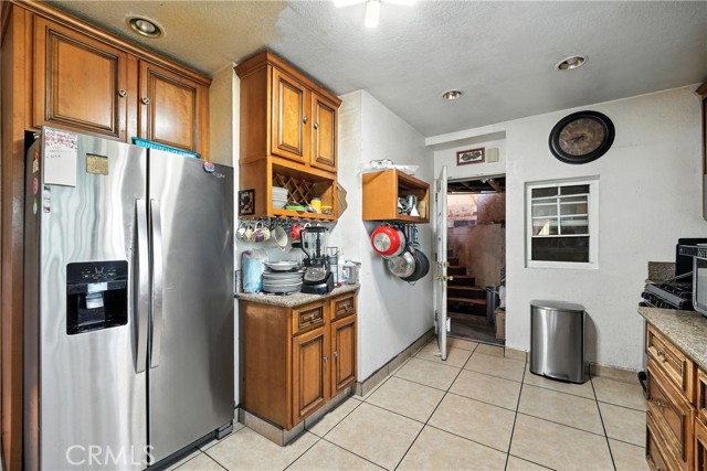 6178 Roy Street, Los Angeles CA: https://media.crmls.org/medias/f807dae3-6d02-474a-be75-de46d347f2fe.jpg