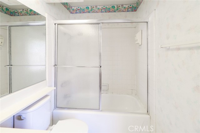 345 Jeremiah Drive, Simi Valley CA: https://media.crmls.org/medias/f8084f35-c71f-4ee1-aabb-6f793bfb1893.jpg