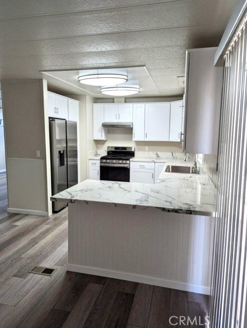 Detail Gallery Image 16 of 39 For 12101 Dale Ave #107,  Stanton,  CA 90680 - 2 Beds | 2 Baths