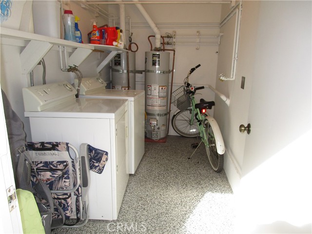 205 Huntington Street, Huntington Beach CA: https://media.crmls.org/medias/f8091b4d-88b3-4d68-a34f-c26b3394d6d1.jpg