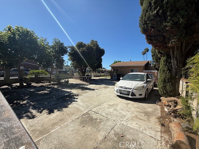 Detail Gallery Image 4 of 5 For 4345 E Queensdale, Compton,  CA 90221 - 2 Beds | 1 Baths