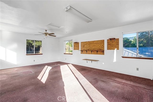 50711 Road 426, Oakhurst CA: https://media.crmls.org/medias/f80a5014-23f9-4c78-b64c-967a0e4af7a0.jpg